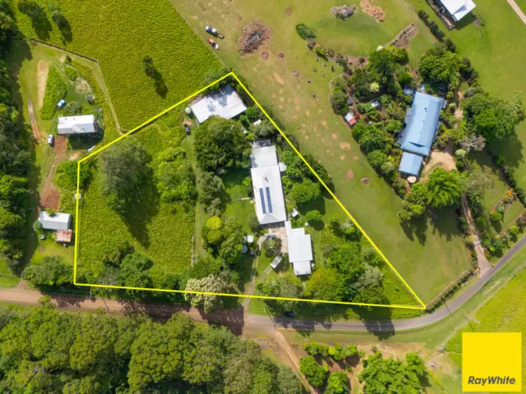 49 Mcleish Road, Lake Eacham QLD 4884