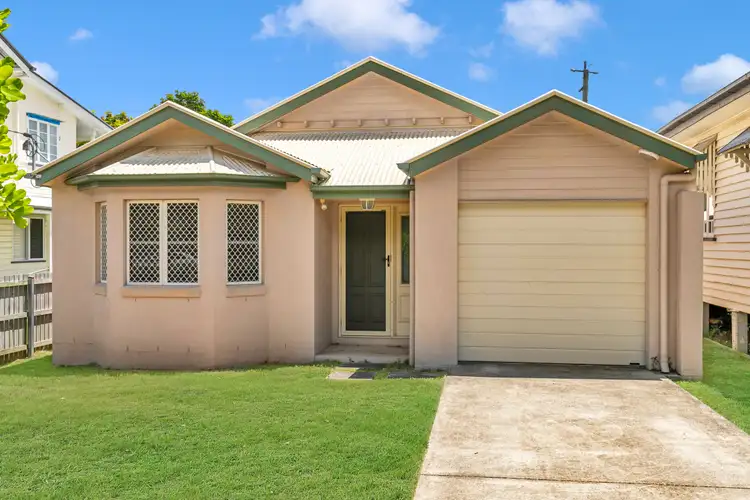 7 Evadne Street