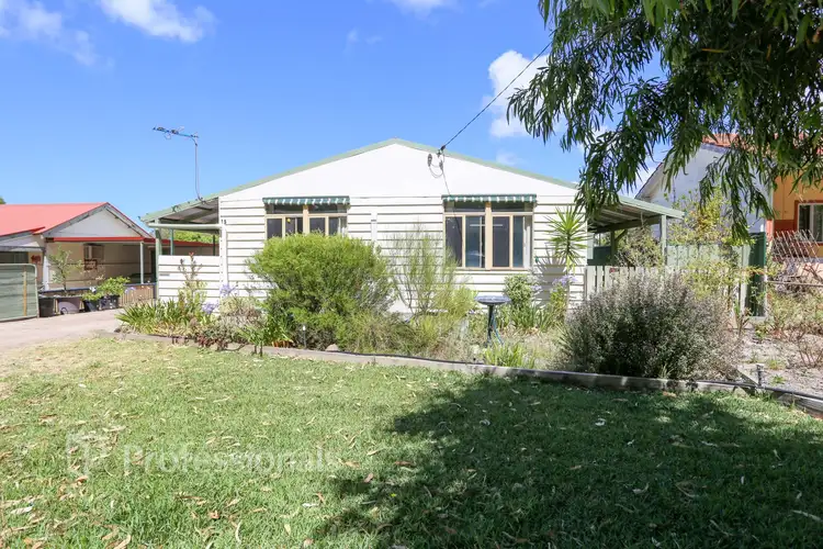 15 Johns Street