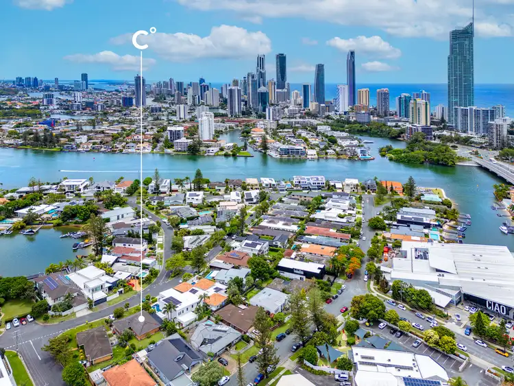 28 The Corso, Isle of Capri QLD 4217