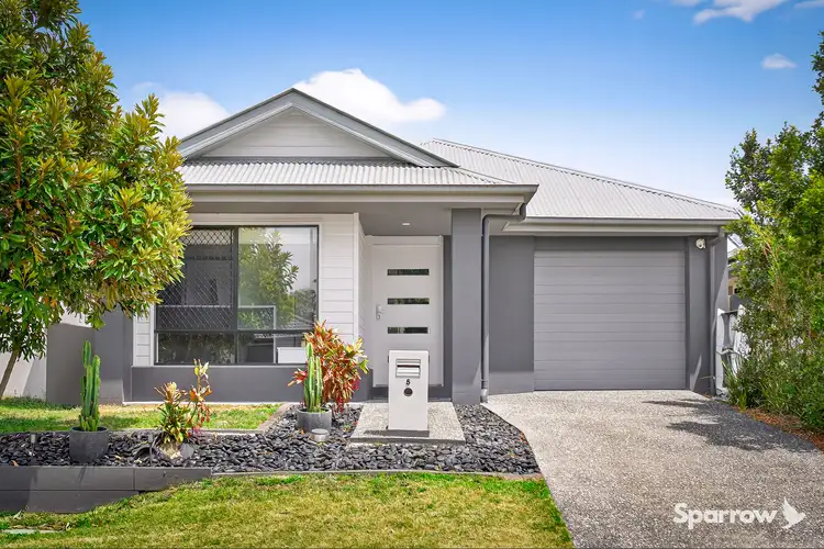 5 Heron Lane
