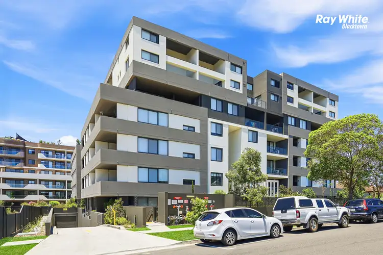 10 Carinya Street