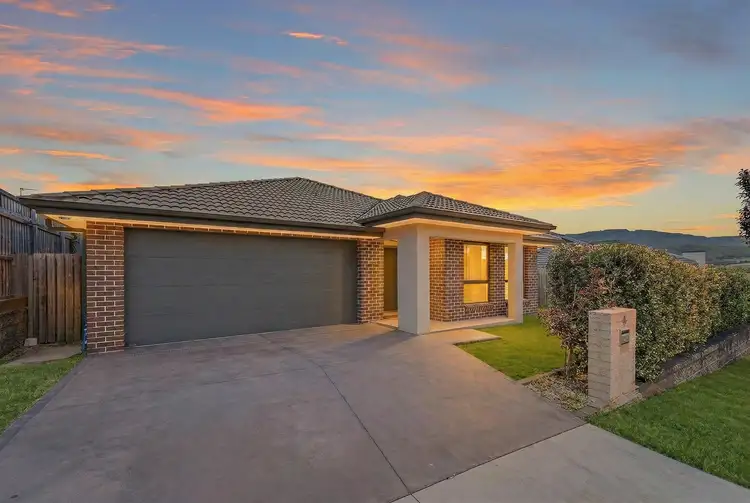 5 Bombala Street