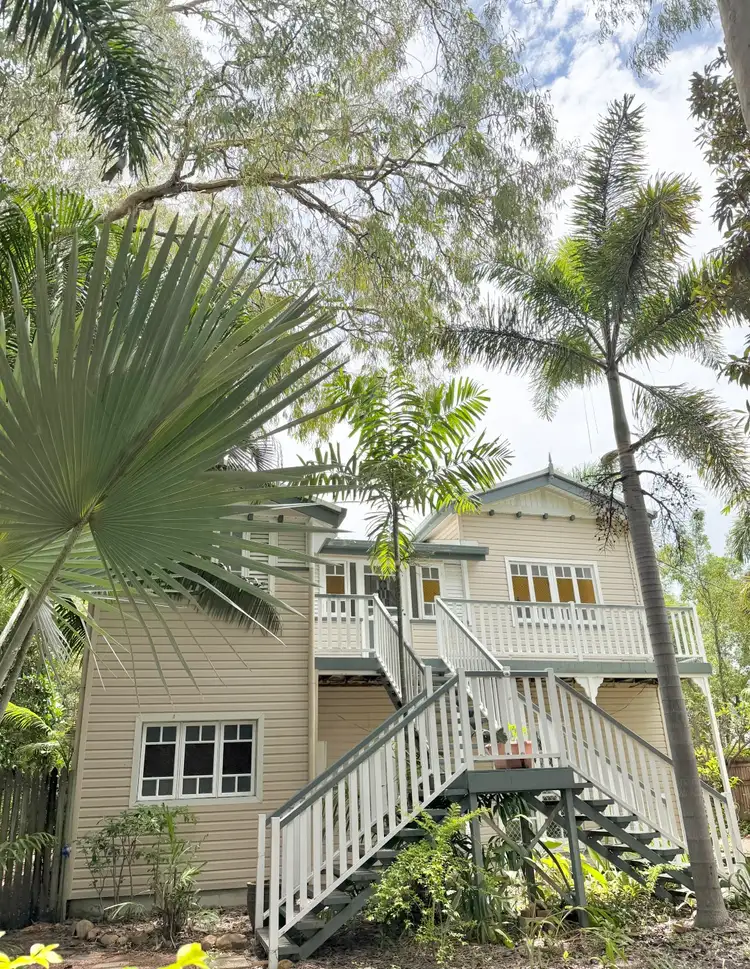 18 Albury Street