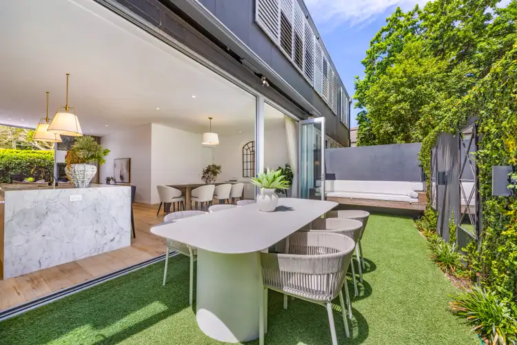 587 Old South Head Road (Access via Princess St)