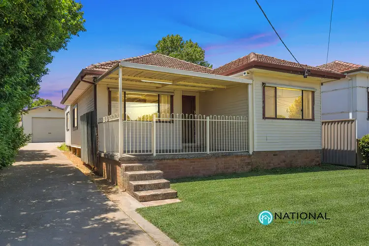 2 Carnation Avenue