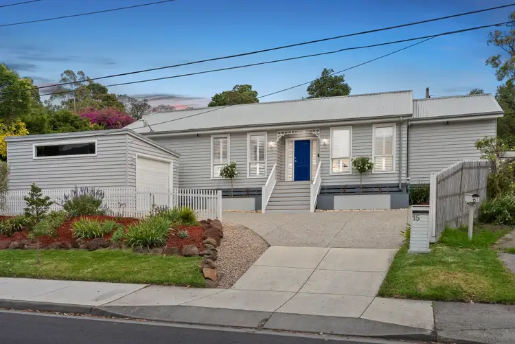 15 Francis Crescent, Ferntree Gully VIC 3156
