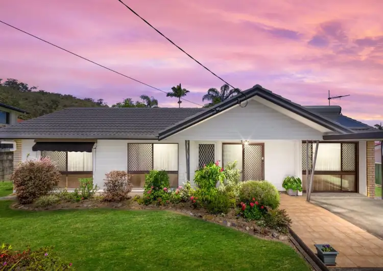 13 Van Dieman Crescent