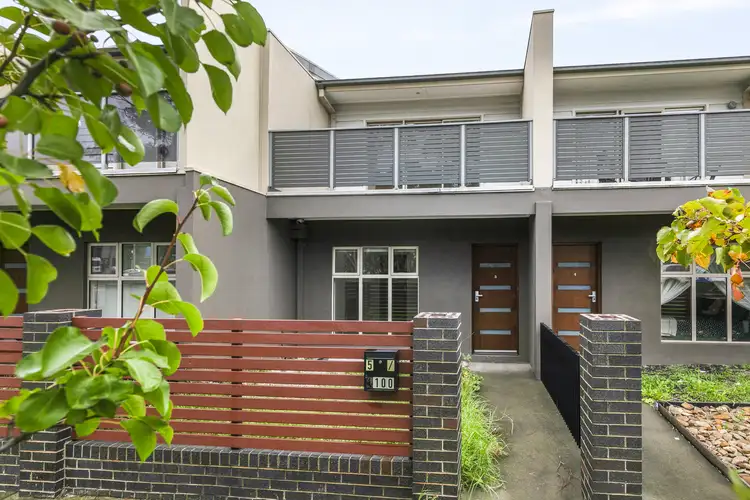 1100 Sydney Road