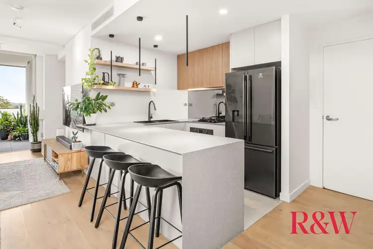 12 CORONATION PARADE