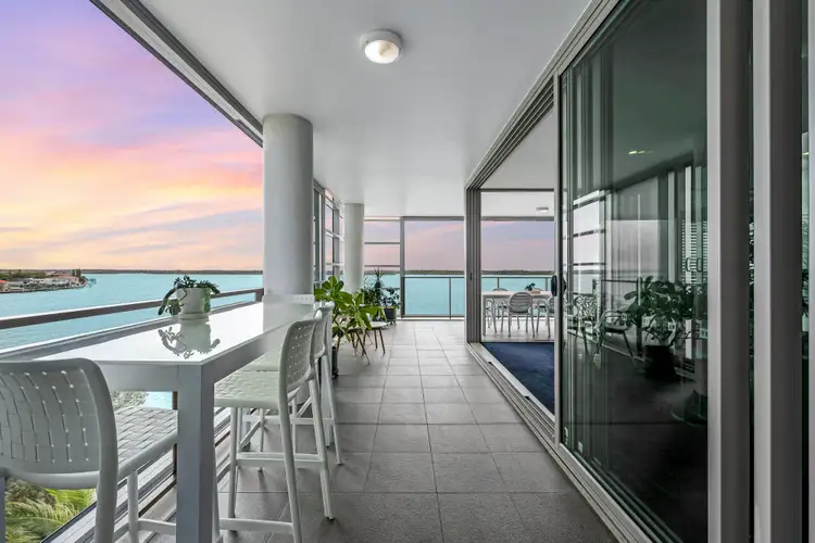 26602 Ephraim Island