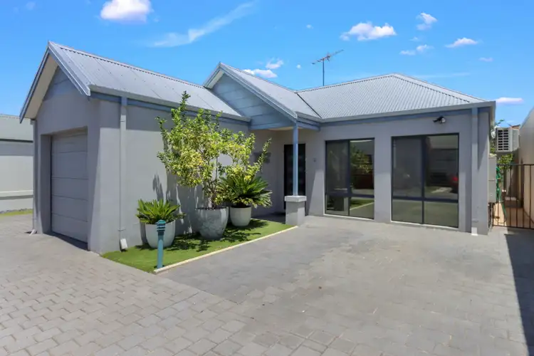 15 Creery Street