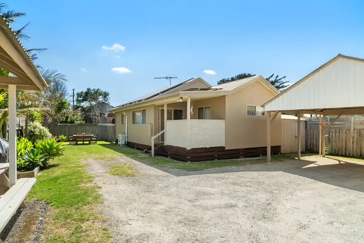 14 Alvina Crescent