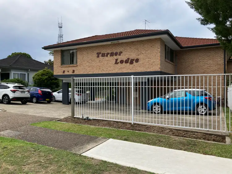 1-3 Tea Gardens Avenue