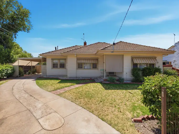 1 Swanlea Avenue