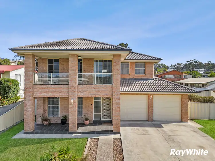 3 Andrew Avenue