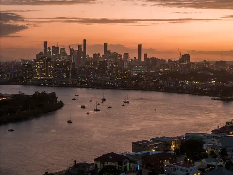 8/55 Hillside Crescent