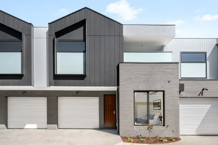 17-19 Barwon Avenue