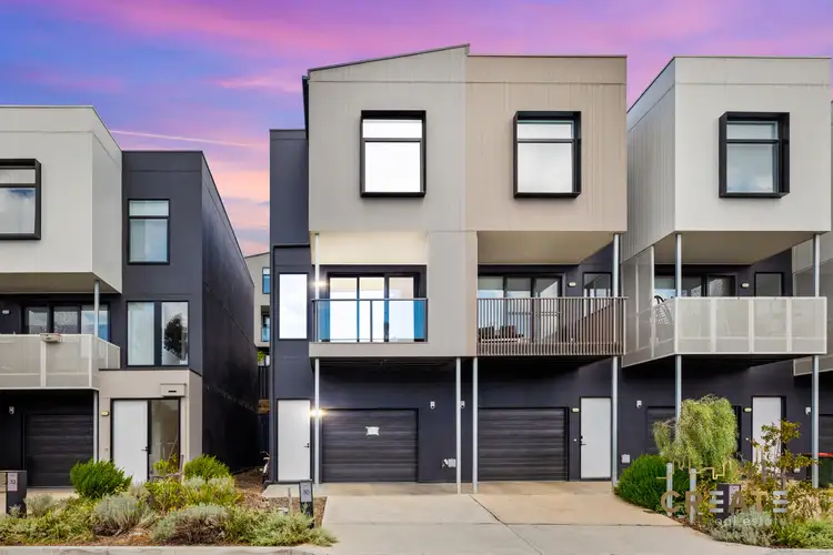 30 Wattlebird Court