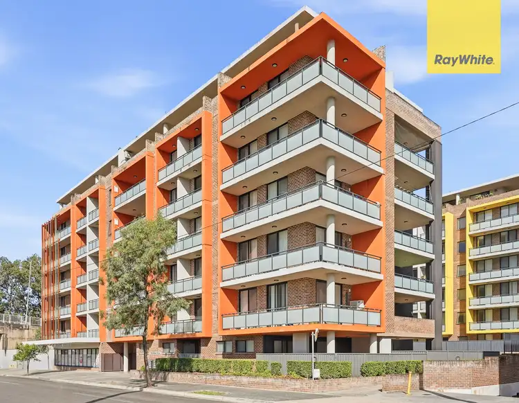 30/76-84 Railway Terrace