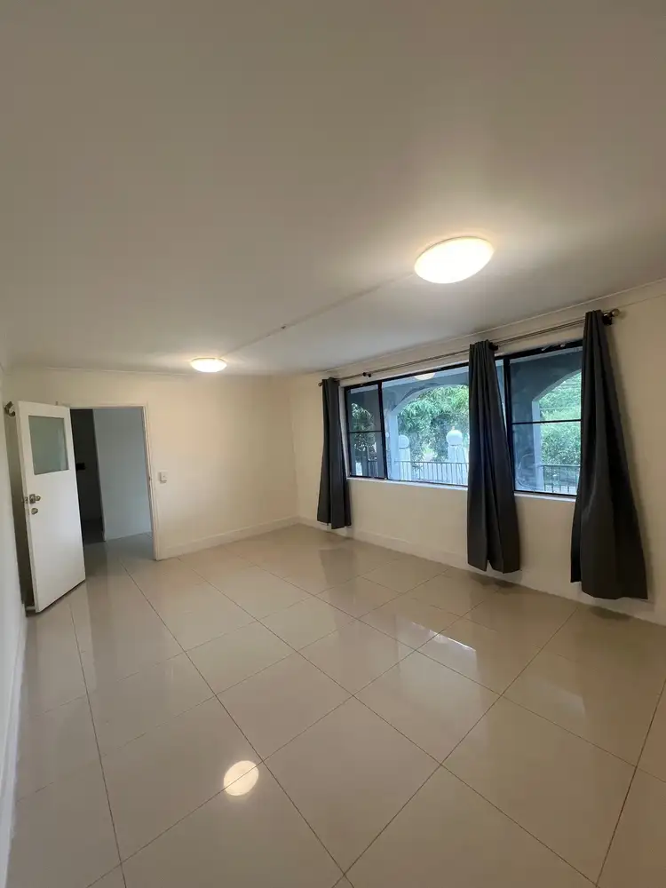 7 Balanada Avenue