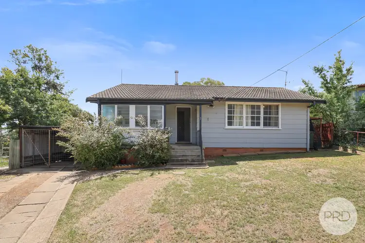 7 Westow Crescent
