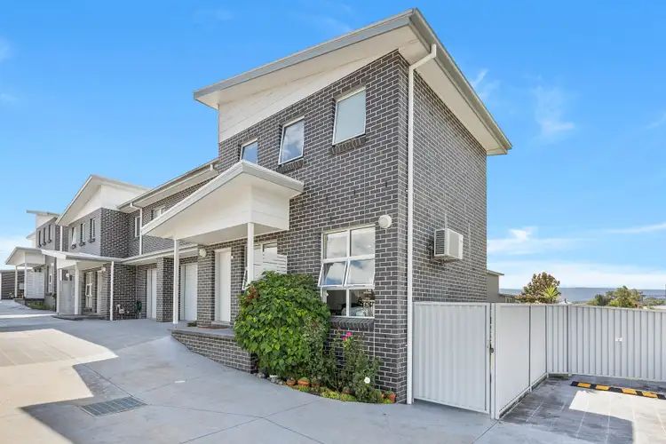 4/223 Princes Highway