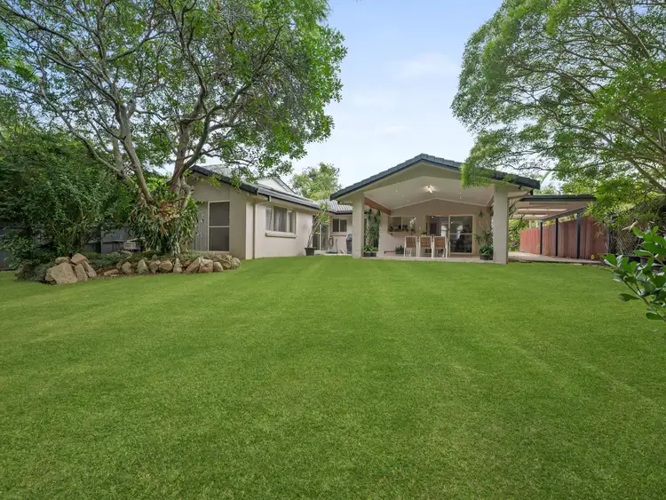 64 Dobell Street