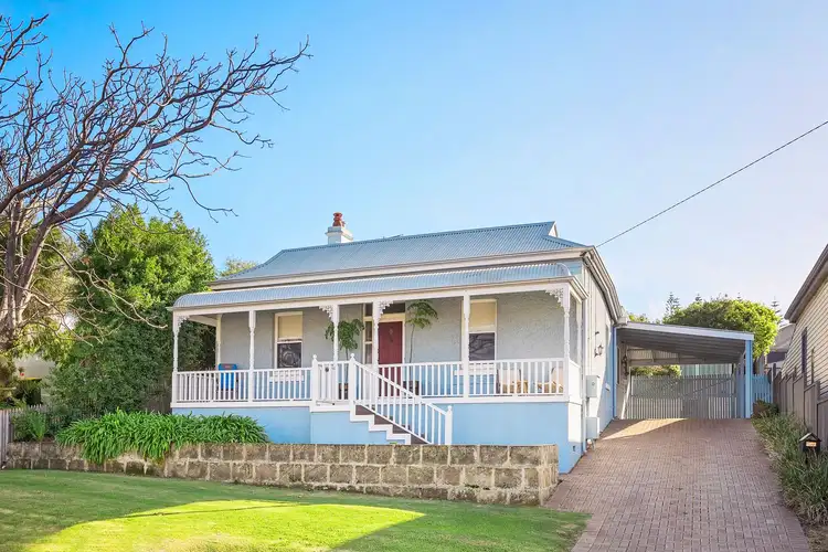 6 Carey Street