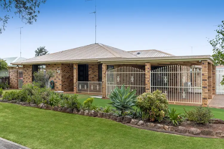 18 Qantas Court