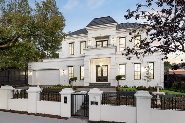 11 Bruce Street