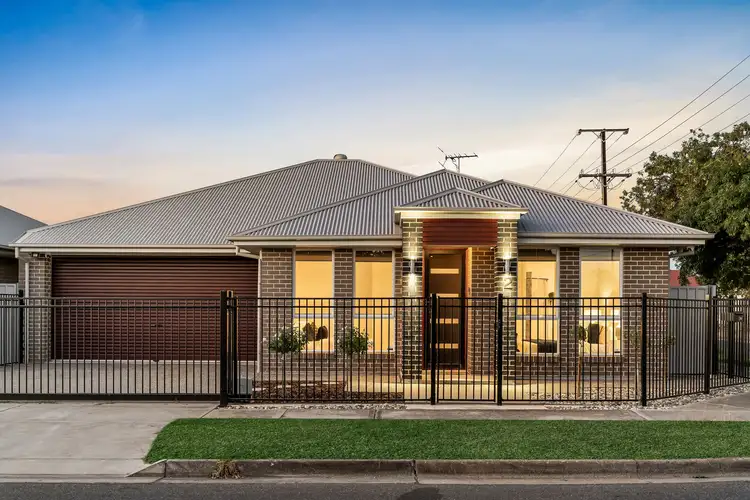2 Sopwith Avenue