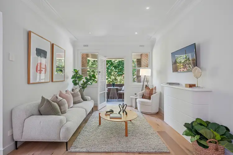 32 Balfour Road