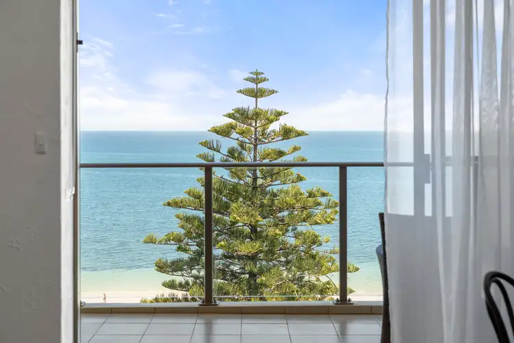 92/13 South Esplanade