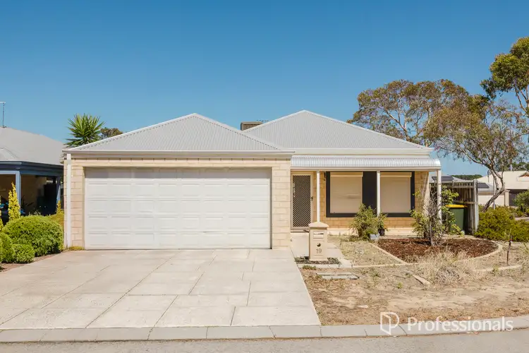 19 Rocklea Crescent