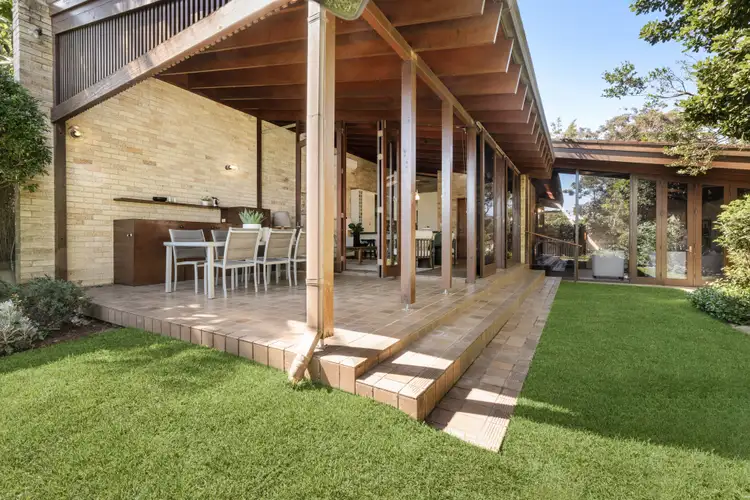 12 Northland Road