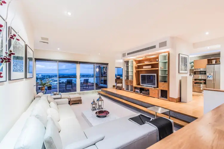 8/6 Bellevue Terrace