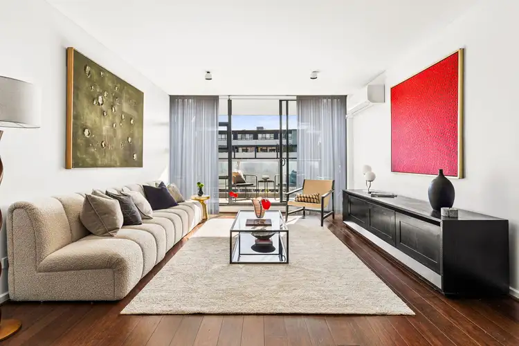 252 Botany Road