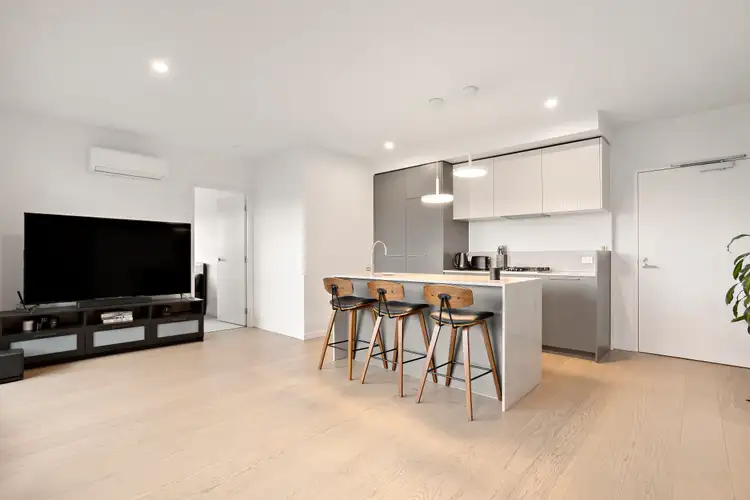 1009 Dandenong Road