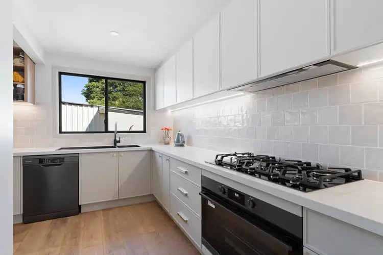 73 Coromandel St