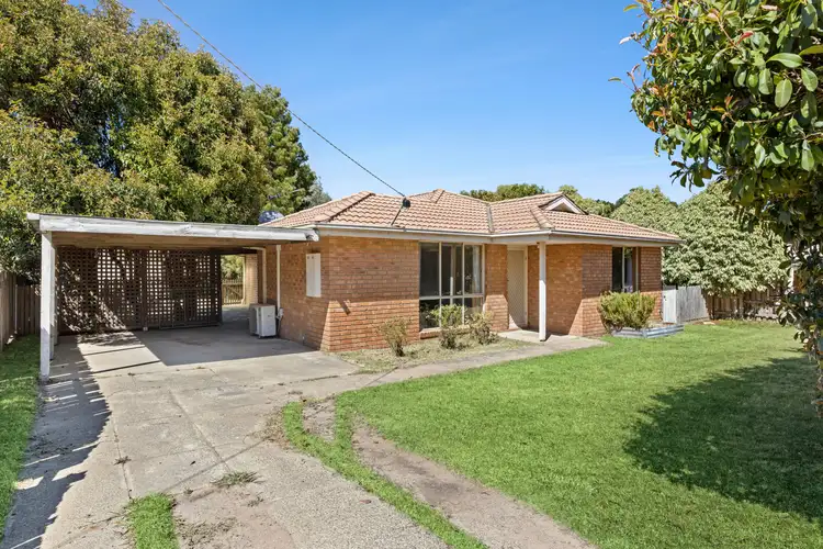 38 Honeysuckle Lane