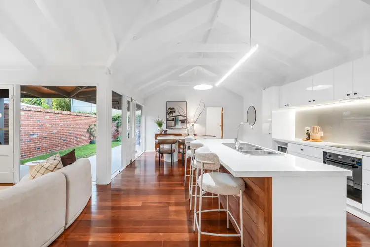 73B Thompson Road