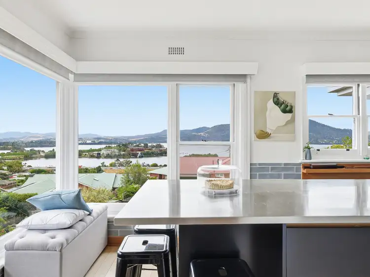 34 Radcliff Crescent