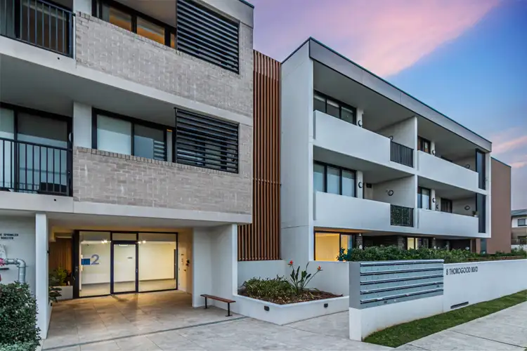 8 Thorogood Boulevard