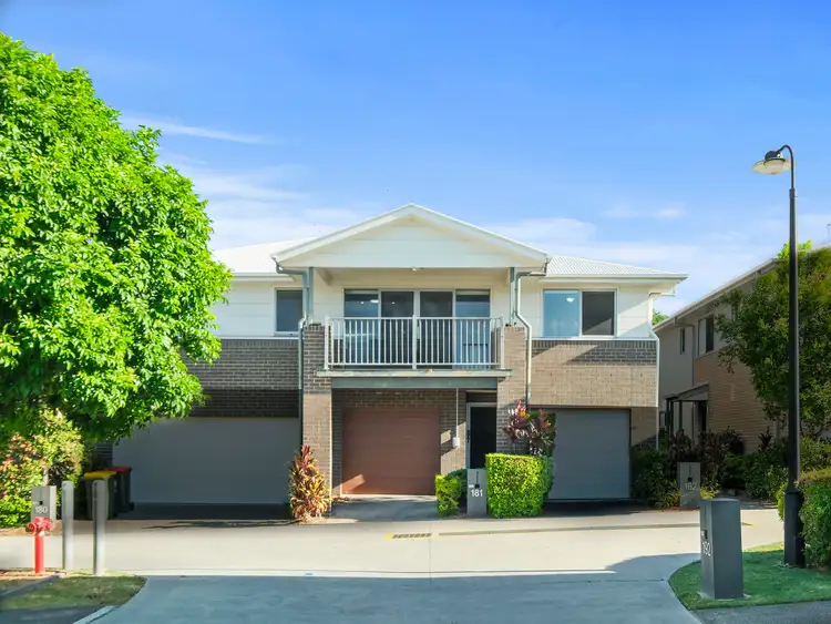 25 Farinazzo Street