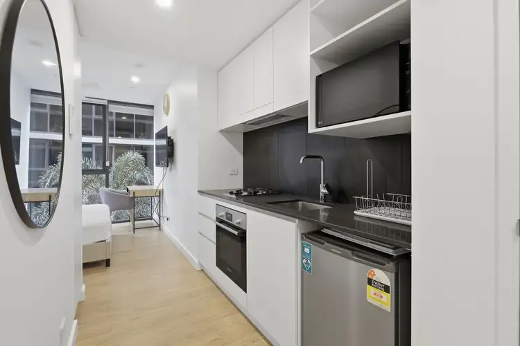 30907-2/1 Cordelia Street