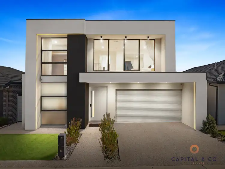 10 Beaconsfield Drive