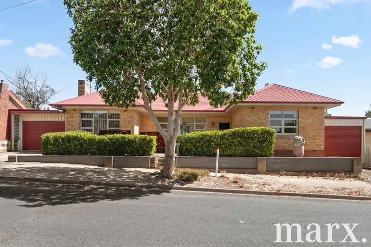 8 Gramp Avenue