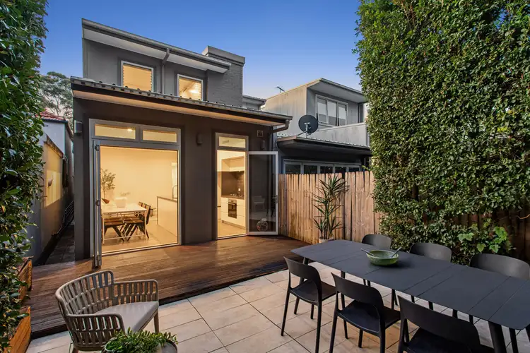 23 Fotheringham Street