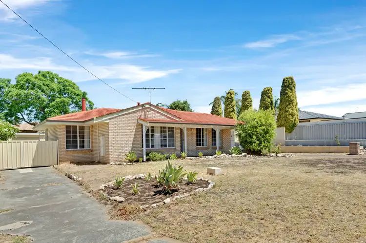 165 Lucy Victoria Avenue